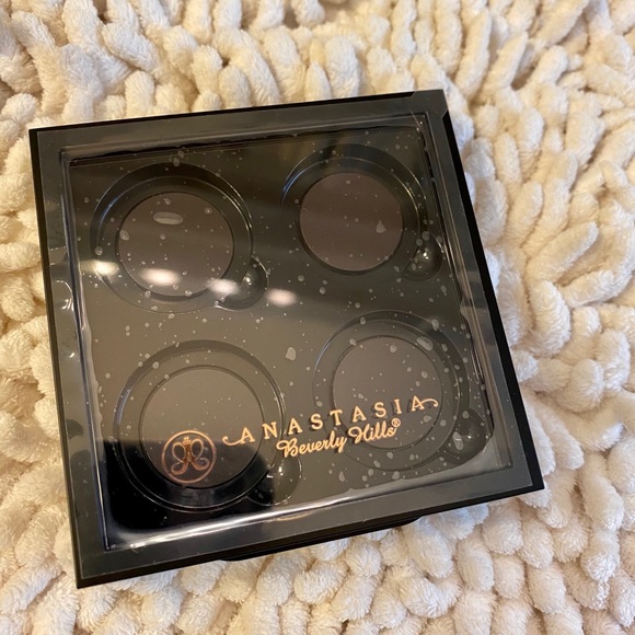 Anastasia Beverly Hills empty eyeshadow quad New - Picture 1 of 2
